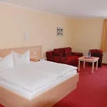 Sporthotel Neuruppin 3*