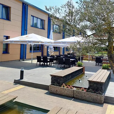 Otel Sporthotel Neuruppin Neuruppin
