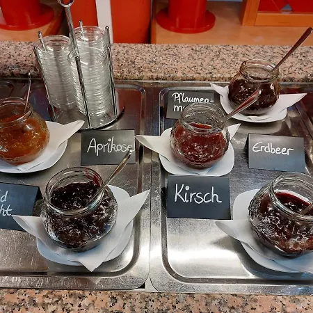 Sporthotel Neuruppin Hotel