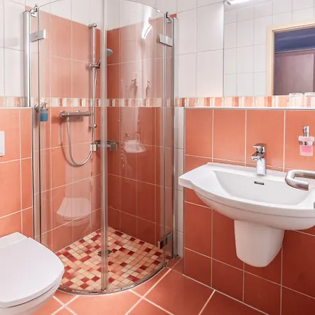 Hotel Sporthotel Neuruppin 3*