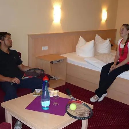 Sporthotel Neuruppin 3*